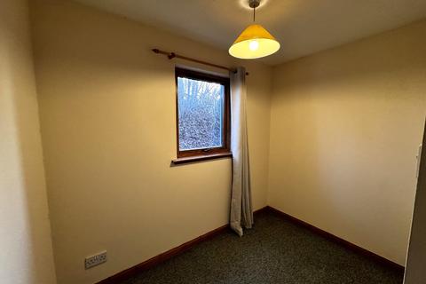 2 bedroom ground floor flat to rent, Murray Terrace, Inverness, Smithton, IV2