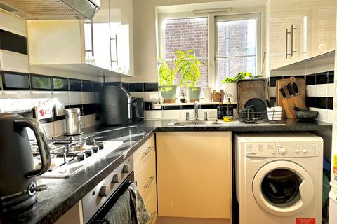 2 bedroom flat to rent, Harrow, London HA1