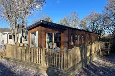 2 bedroom lodge for sale, Cheriton Bishop Devon