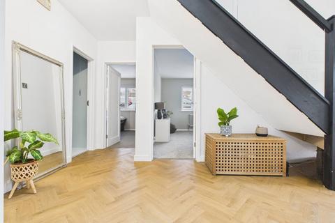 4 bedroom chalet for sale, Norbury Close, North Lancing, BN15 0QL