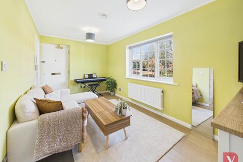 1 bedroom flat for sale, Celandine Drive, Luton LU3