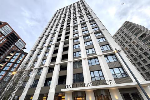 2 bedroom apartment to rent, London Square, Ponton Road, London SW11