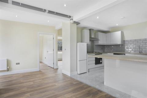 undefined, Westmead Road, Sutton SM1