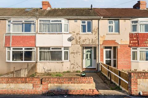 Highfield Avenue, Hampshire PO14