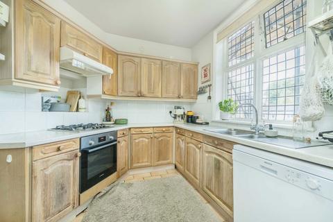 2 bedroom maisonette for sale, Castle Way, Hanworth TW13