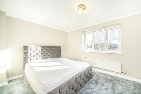 undefined, Grove Crescent, Feltham TW13