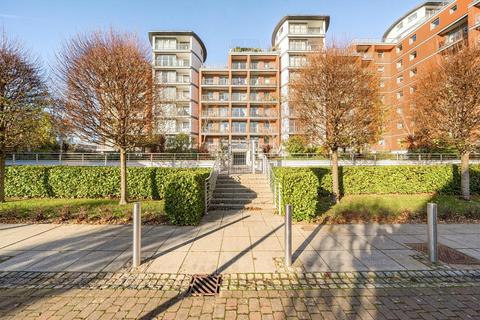 undefined, Holland Gardens,  Brentford,  TW8