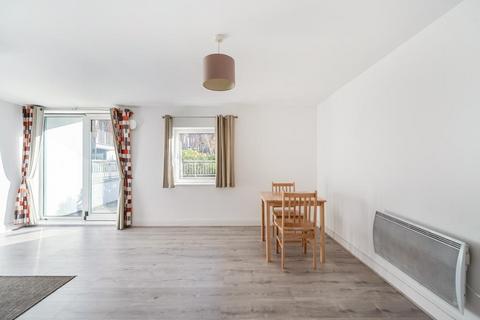 undefined, Holland Gardens,  Brentford,  TW8