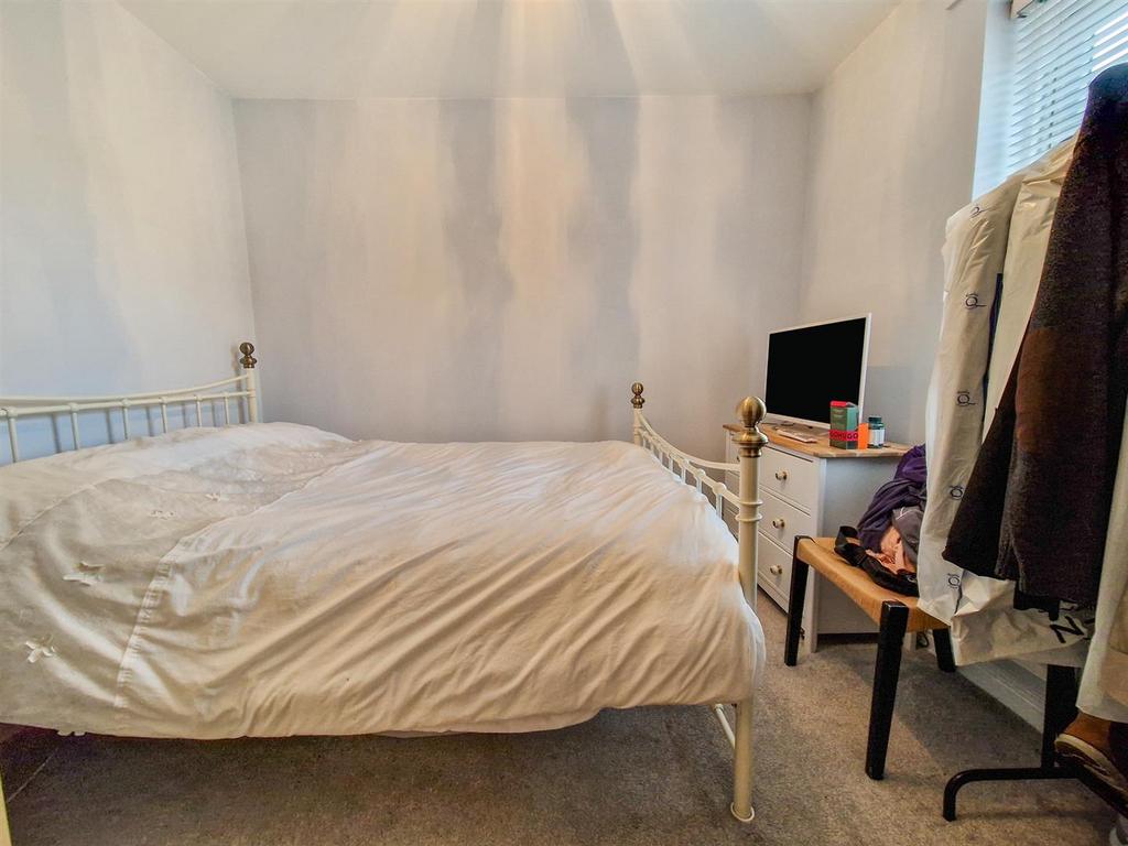 Bed 3
