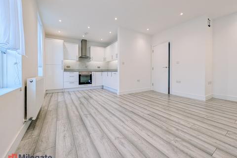 undefined, Carshalton Road, Sutton SM1