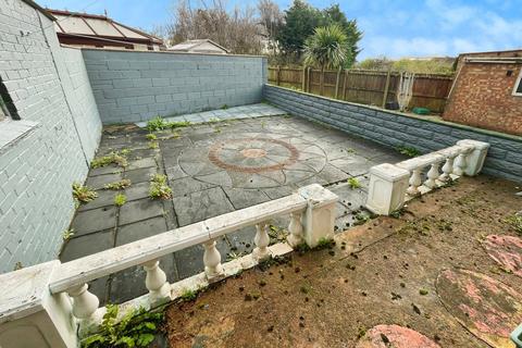undefined, Coed Helyg, Bridgend, CF31