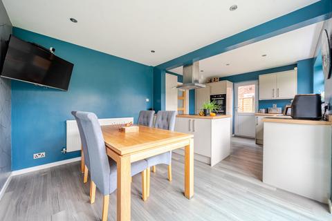 3 bedroom semi-detached house for sale, Woodside, Hampshire PO13