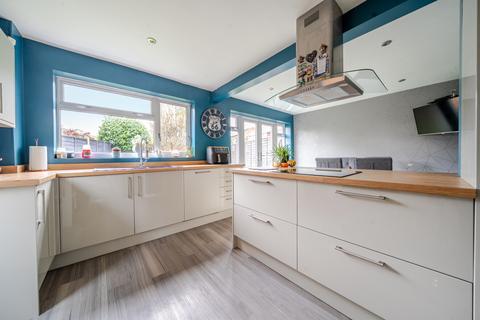 3 bedroom semi-detached house for sale, Woodside, Hampshire PO13