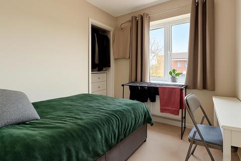2 bedroom maisonette to rent, Roxborough Road, Harrow on the Hill HA1