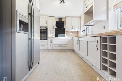 4 bedroom detached house for sale, St. Cuthberts Drive, Durham DH7