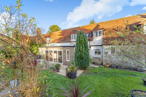 undefined, Mundaydean Lane, Marlow