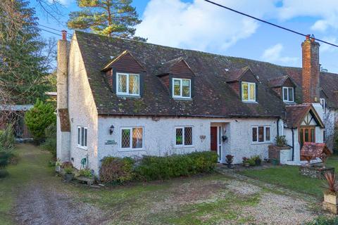 undefined, Mundaydean Lane, Marlow