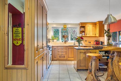 undefined, Mundaydean Lane, Marlow