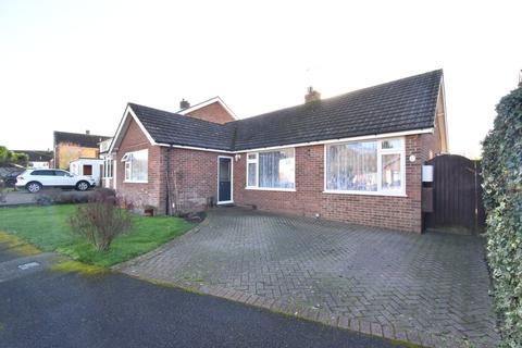 3 bedroom detached bungalow for sale, Cherry Tree Road, Charing Heath, TN27