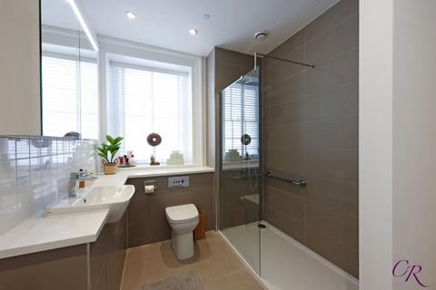 undefined, Crescent Place, Cheltenham GL50