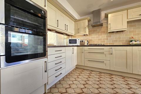 undefined, Pine Close, Solihull