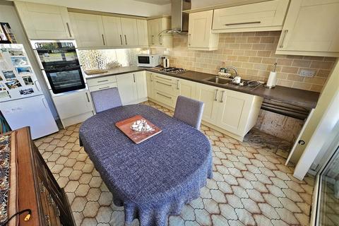 undefined, Pine Close, Solihull