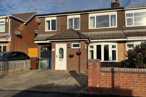 4 bedroom semi-detached house for sale, Crossdale Road, Hindley Green, WN2