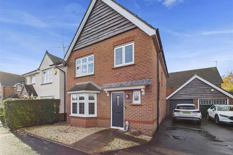 3 bedroom detached house for sale, Swift Close, Cottingham