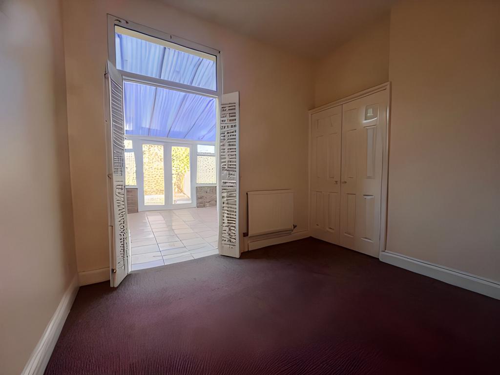 Flat 1 Bedroom