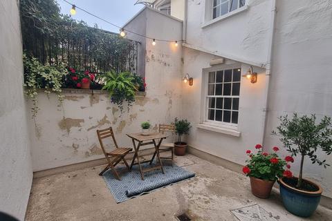 undefined, Evesham Road, Cheltenham GL52