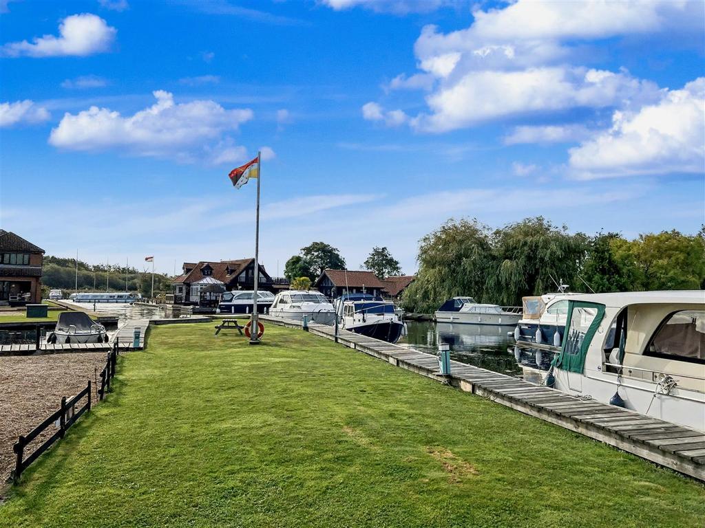 Mooring