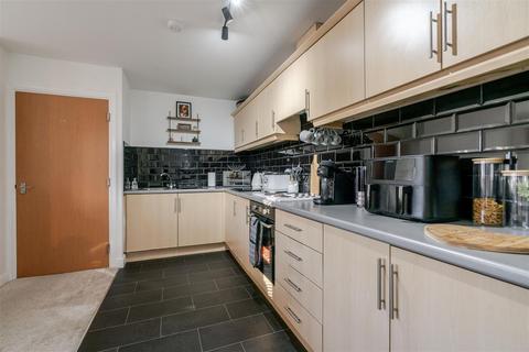 2 bedroom flat for sale, Gas Street, Platt Bridge, Wigan