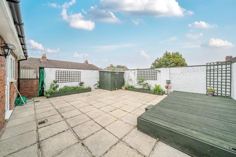 undefined, Hewlett Road, Cheltenham GL52