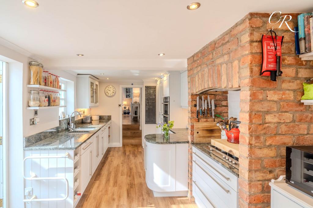 Kitchen-Breakfast Room