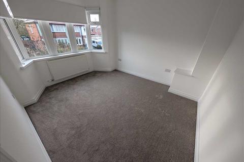 3 bedroom house to rent, Chester Avenue, Poulton-le-Fylde