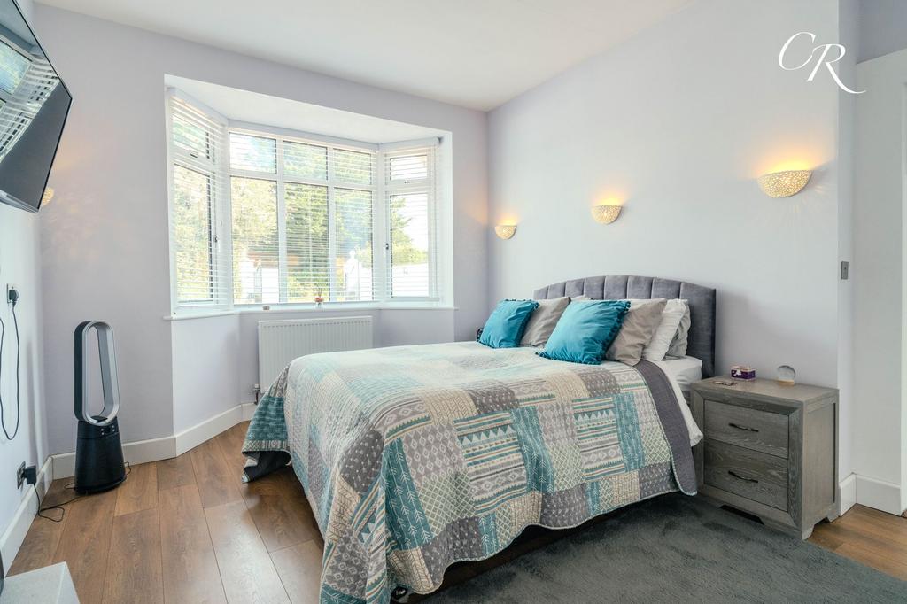 Master Bedroom, Ensuite and Dressing Room