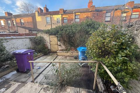 undefined, First Avenue, Fazakerley, Liverpool