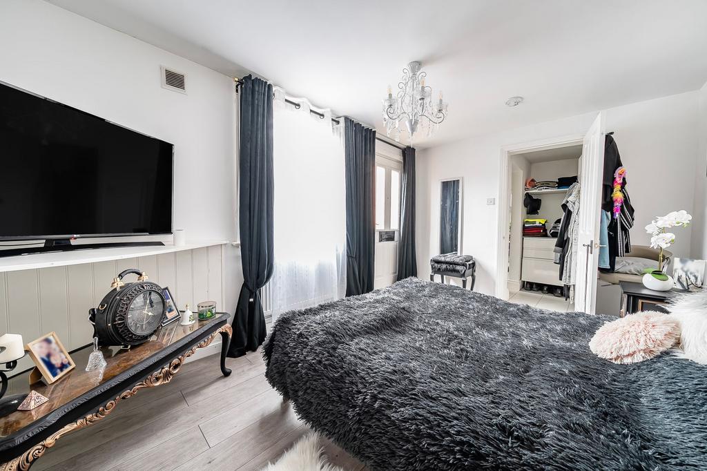 Bedroom 1 GFF