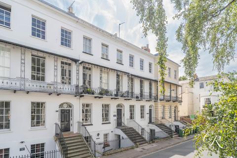 undefined, Wellington Street, Cheltenham GL50