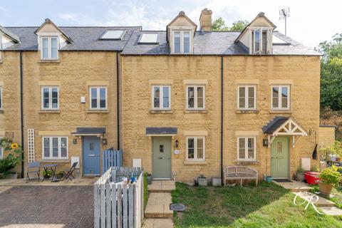 undefined, Coln Gardens, Cheltenham GL54