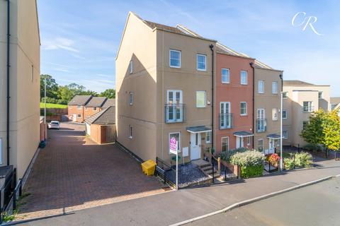 Fairford Road, Cheltenham GL52
