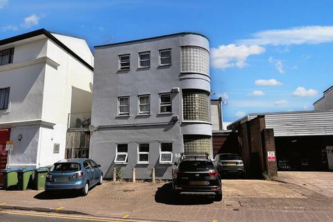 undefined, Fairview Road, Cheltenham GL52