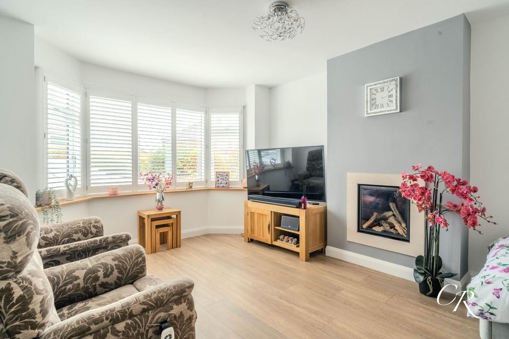 Sitting/Dining Room