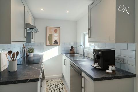 undefined, High Street, Cheltenham GL50