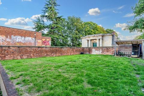 undefined, High Street, Cheltenham GL50