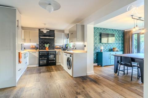 5 bedroom link detached house for sale, Southcourt Close, Cheltenham GL53