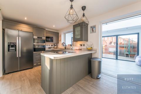 3 bedroom detached house for sale, Cranbrook, Exeter EX5
