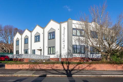 10 Bank Road, Bristol BS15