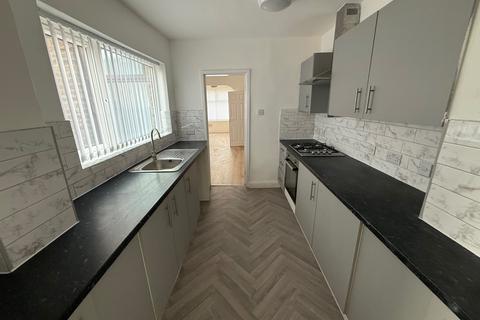3 bedroom terraced house to rent, Lampeter Road, Liverpool