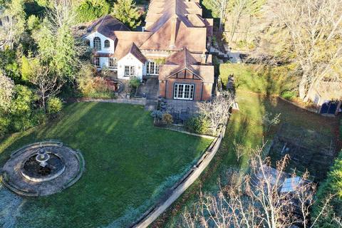 undefined, Riverview Road, Pangbourne - Walk to shops & train station